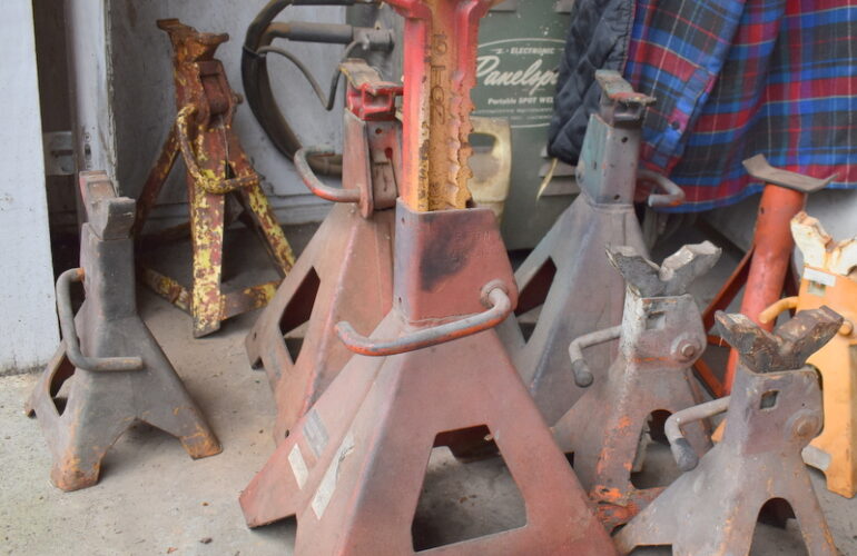 Auctions image thumbnails