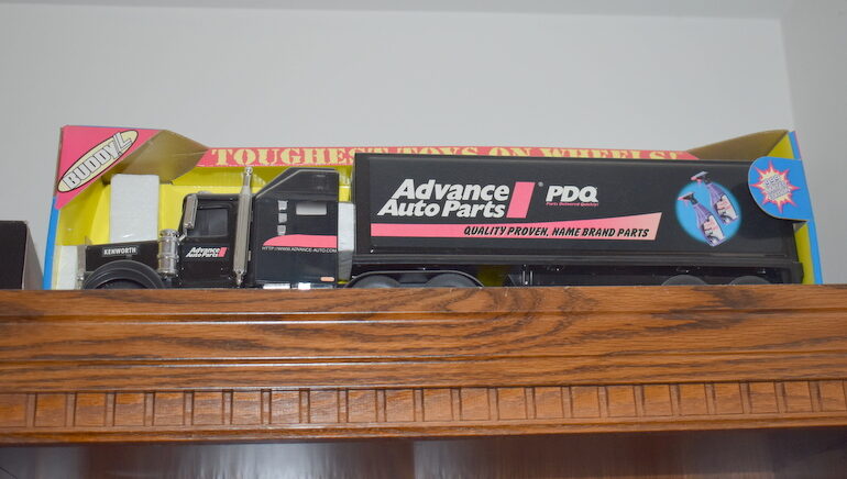 Auctions image thumbnails