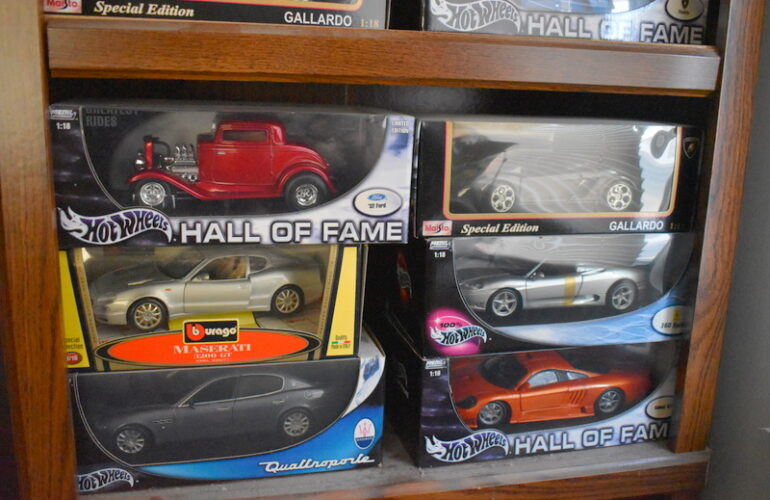 Auctions image thumbnails