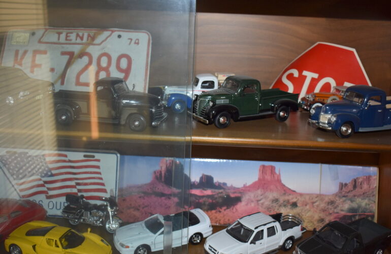 Auctions image thumbnails