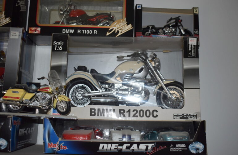 Auctions image thumbnails