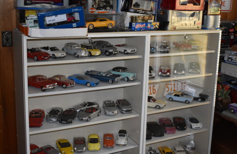 Auctions image thumbnails