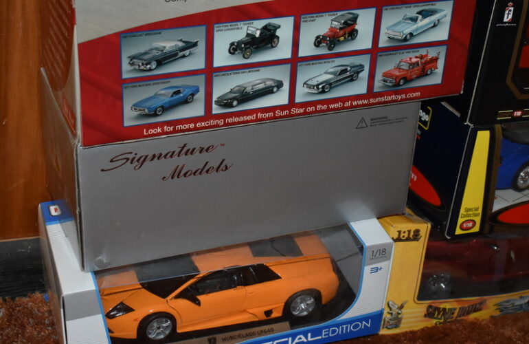 Auctions image thumbnails