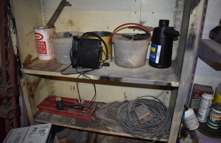 Auctions image thumbnails