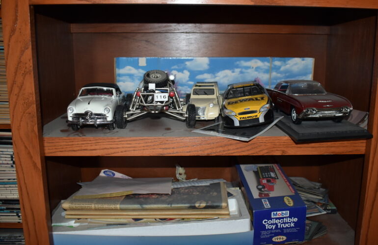 Auctions image thumbnails