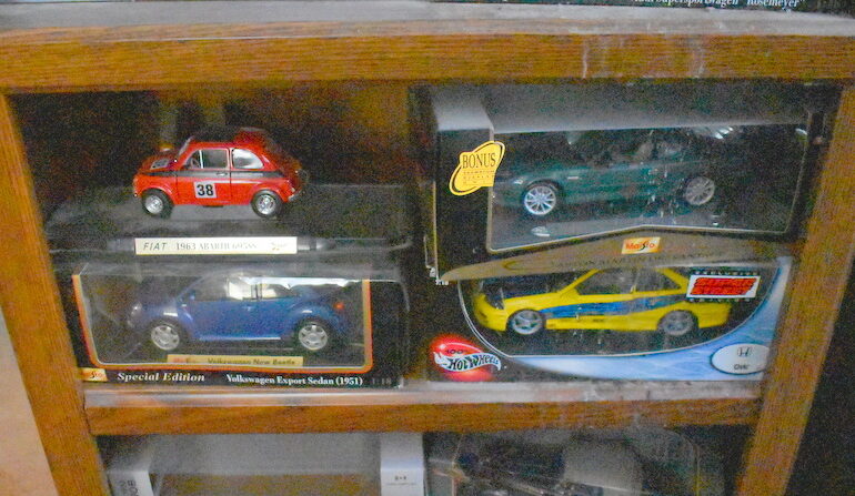 Auctions image thumbnails