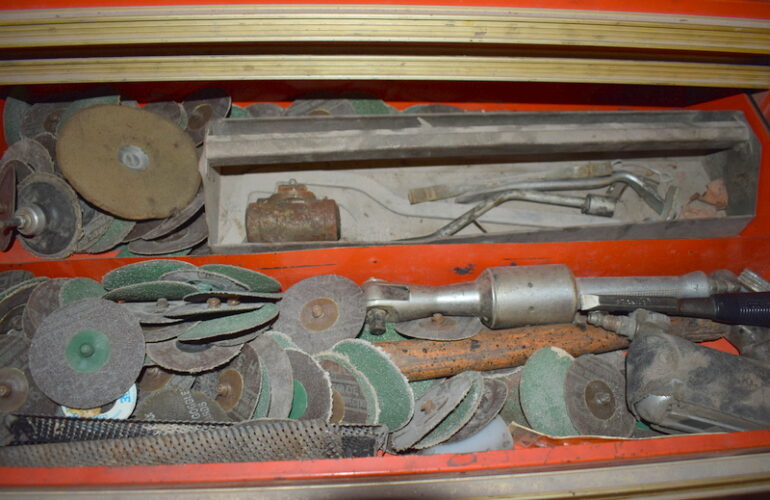 Auctions image thumbnails