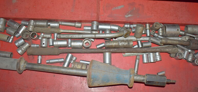 Auctions image thumbnails