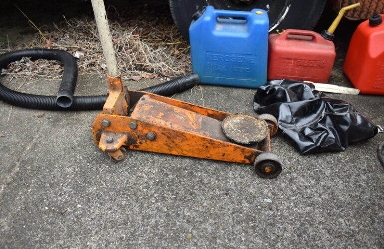 Auctions image thumbnails