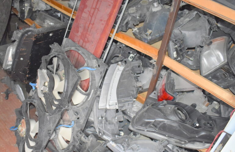 Auctions image thumbnails