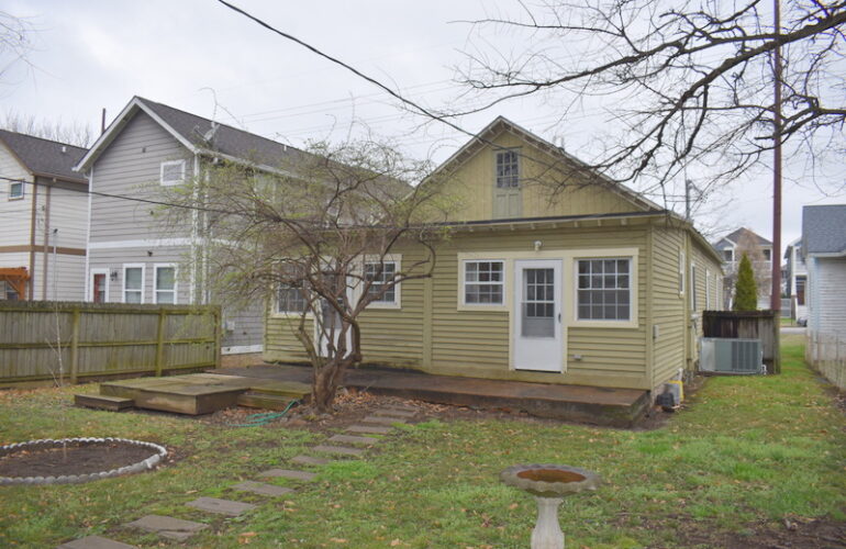 Auctions image thumbnails