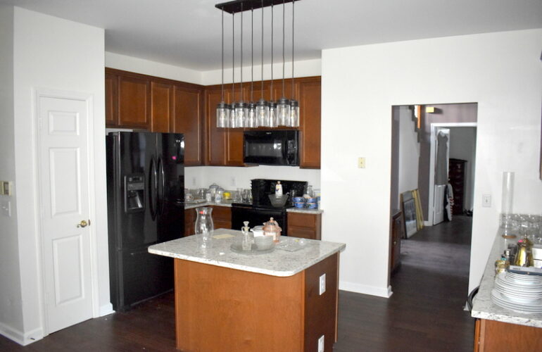 Auctions image thumbnails