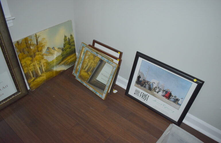 Auctions image thumbnails