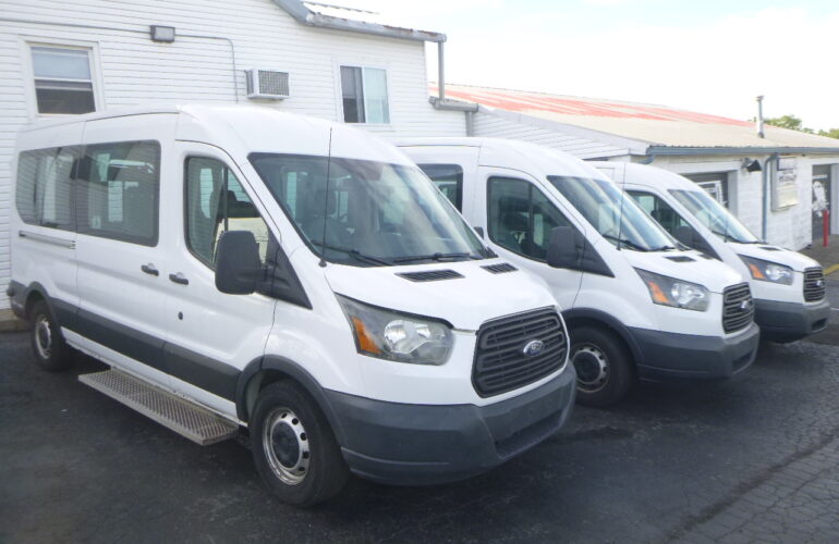 Auctions image thumbnails