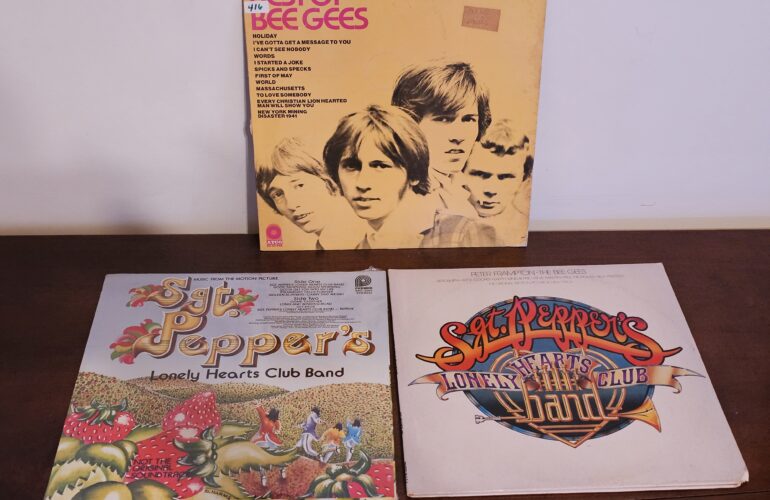 Auctions image thumbnails