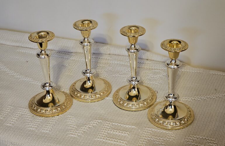 Auctions image thumbnails