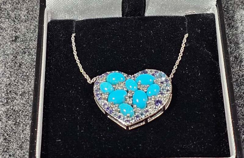 Blue silver neckless