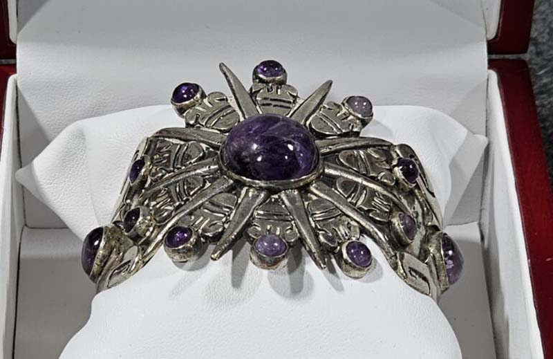 Purple silver ring