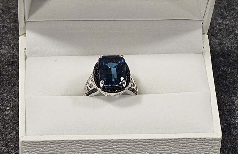 Blue silver ring