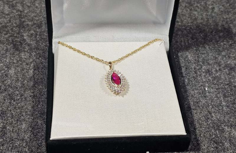 Pink gold silver neckless