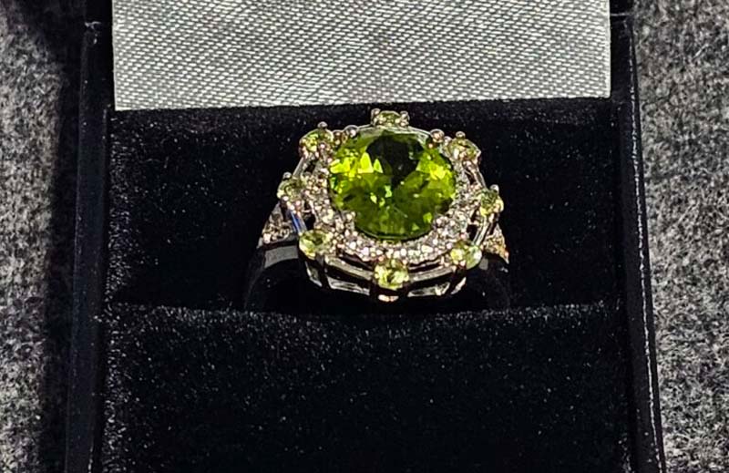 Green silver ring