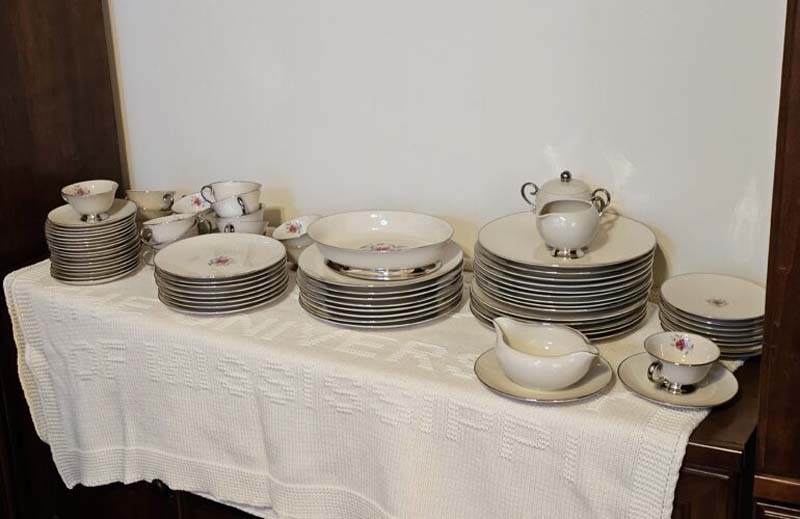 Dinner set