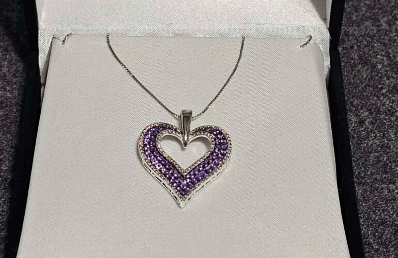 Purple heart silver neckless