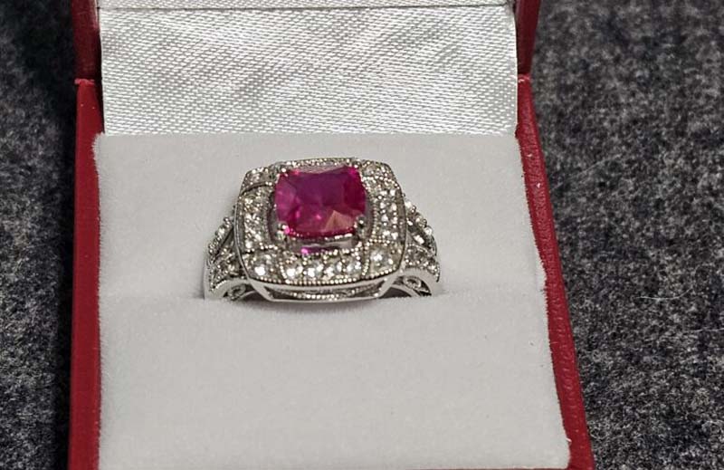 Pink diamond silver ring