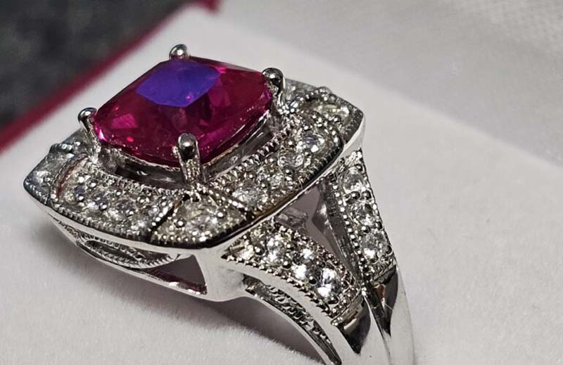 Pink diamond silver ring