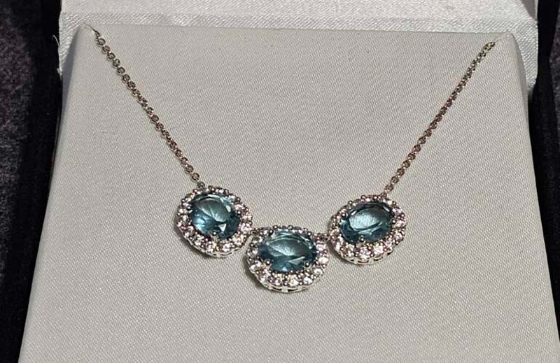 Blue silver neckless