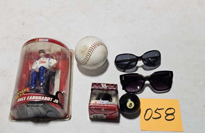 Action figure, baseball, shades, Pool ball