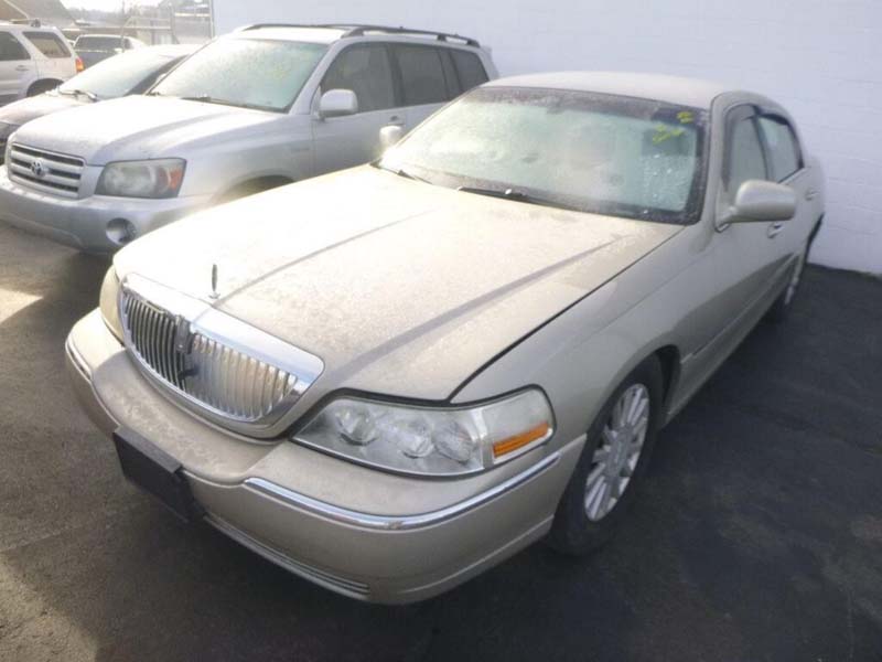 Lincoln Town Car
