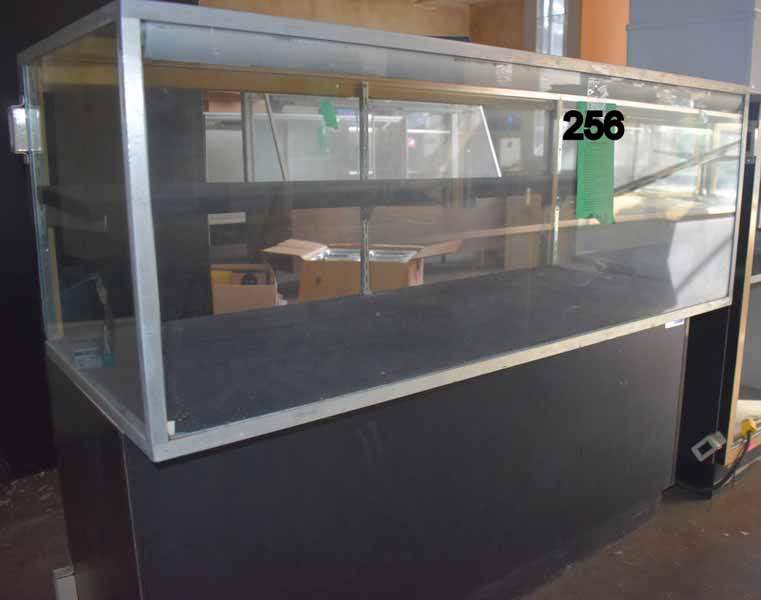 Rectangular glass box for auction