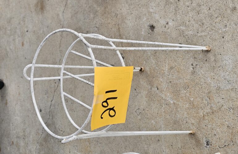 Auctions image thumbnails