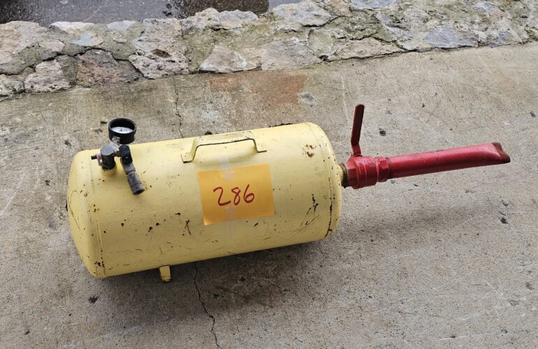 Auctions image thumbnails