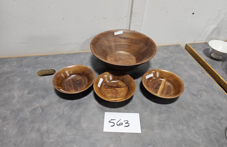 Auctions image thumbnails