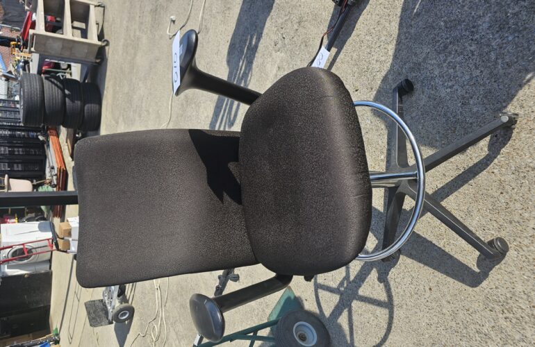 Auctions image thumbnails