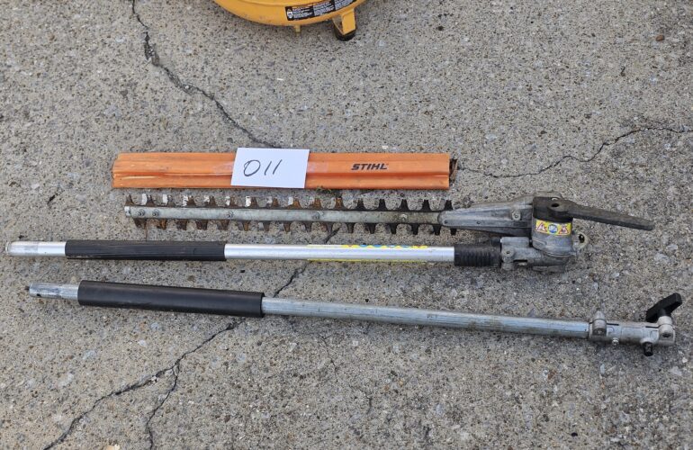 Auctions image thumbnails