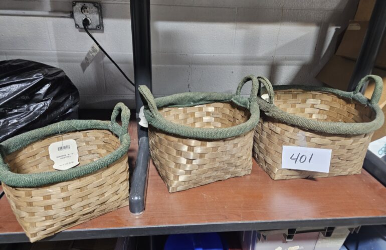 Auctions image thumbnails