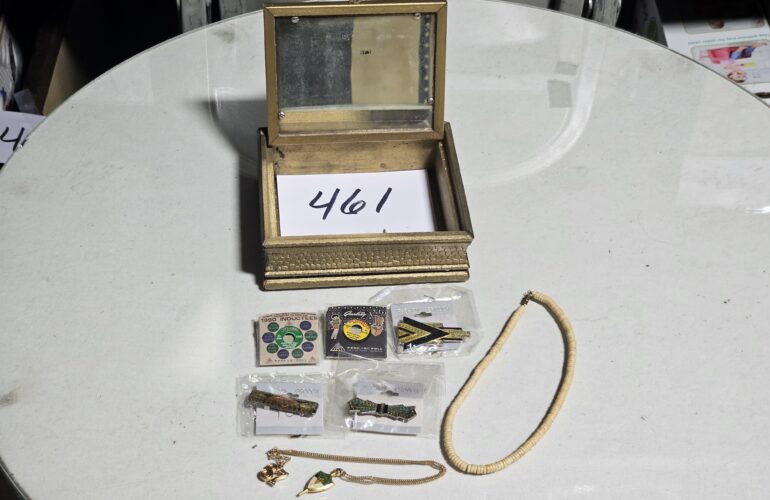 Auctions image thumbnails