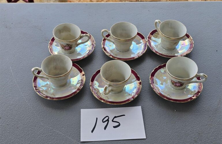 Auctions image thumbnails