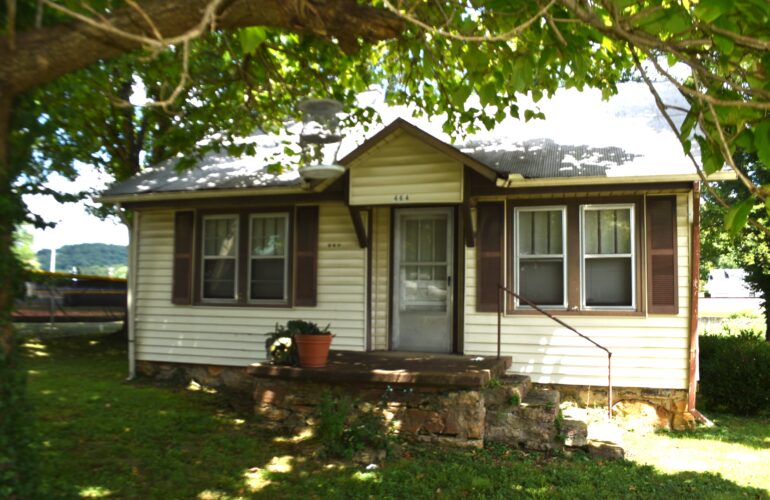 Auctions image thumbnails