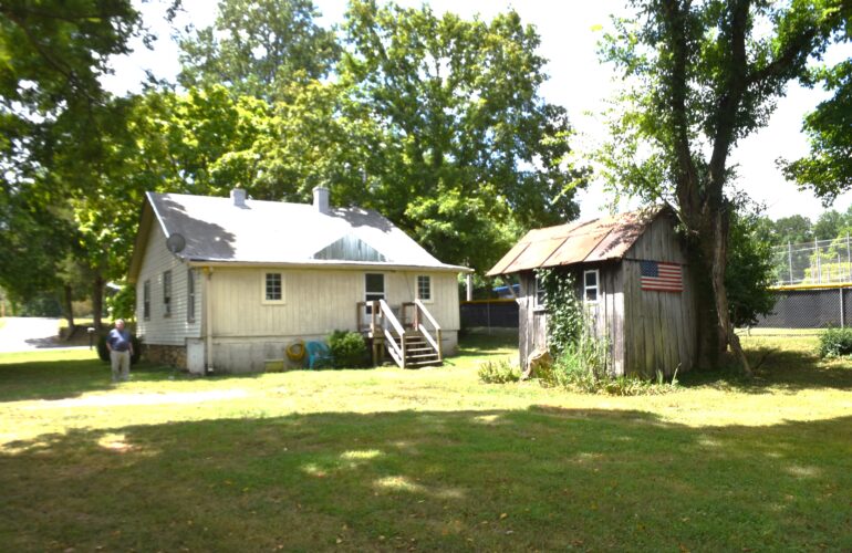 Auctions image thumbnails