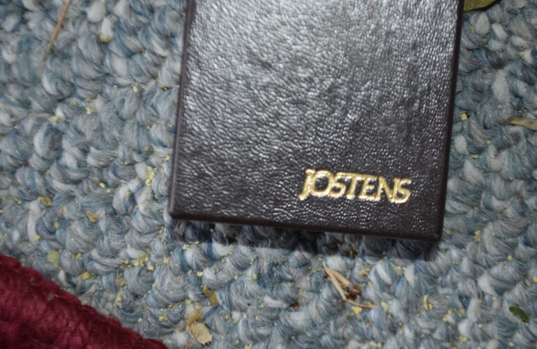 Auctions image thumbnails