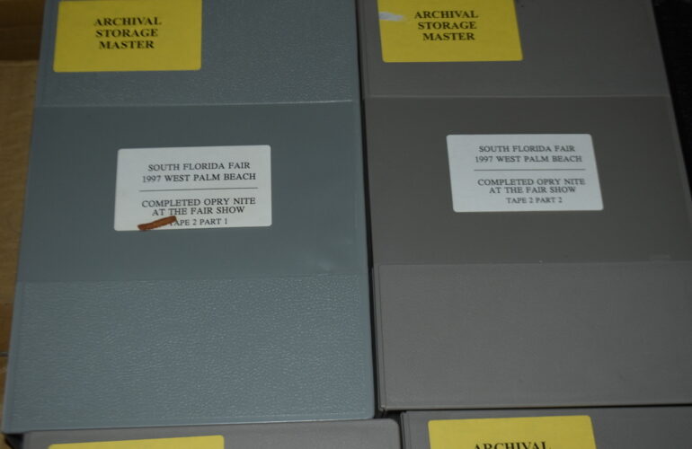 Auctions image thumbnails