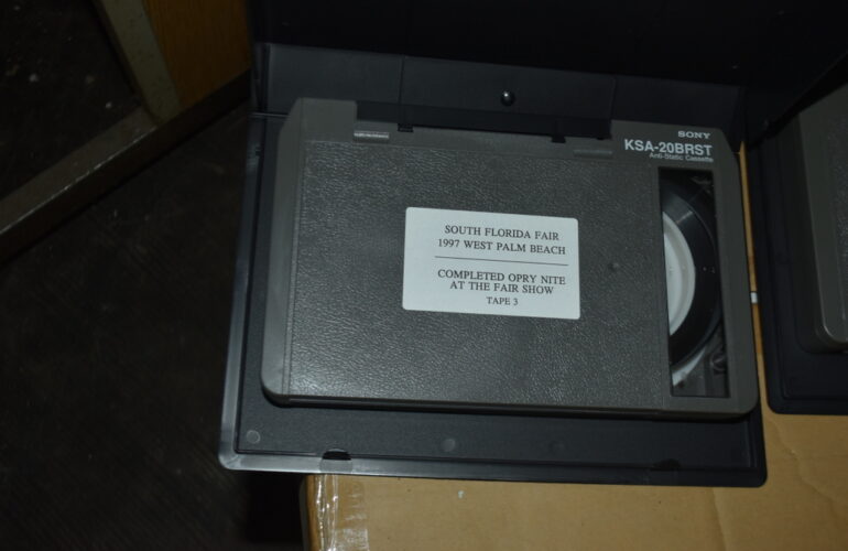 Auctions image thumbnails