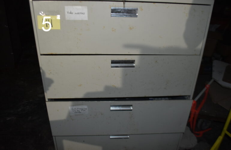 Auctions image thumbnails