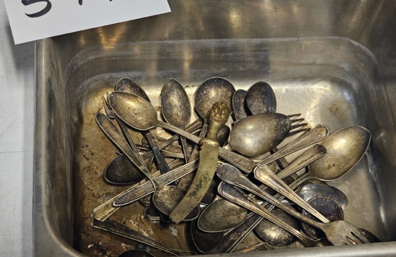 Auctions image thumbnails