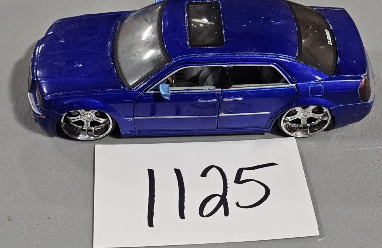 Auctions image thumbnails