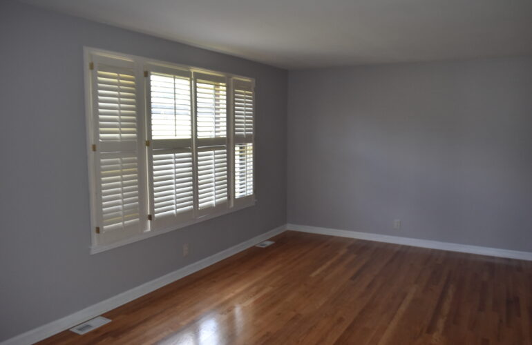 Auctions image thumbnails